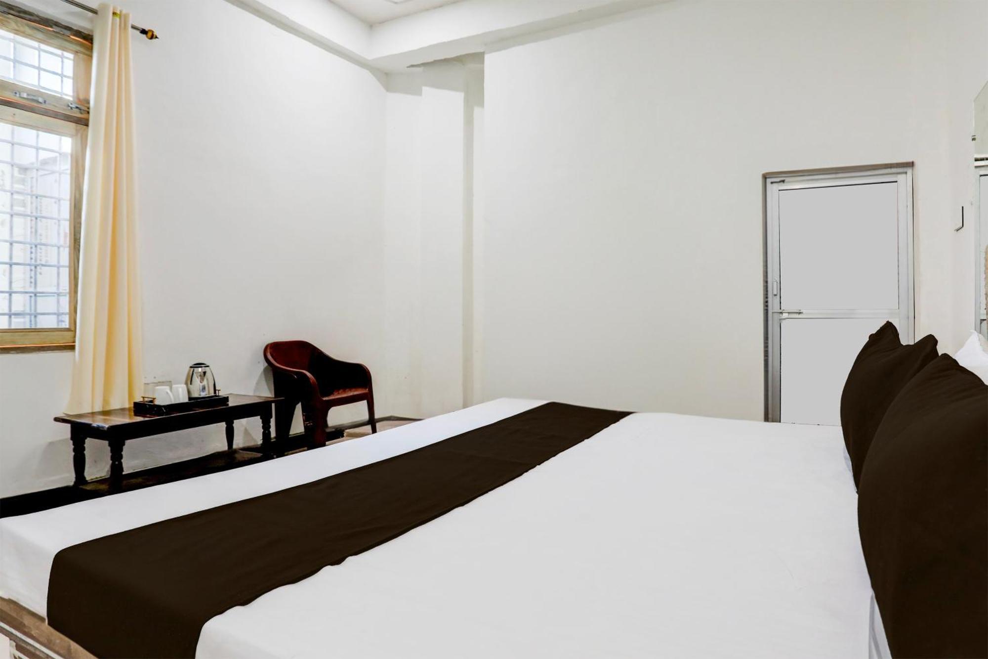 Hotel O Kanha Galaxy Brothers Group Kanpur Esterno foto
